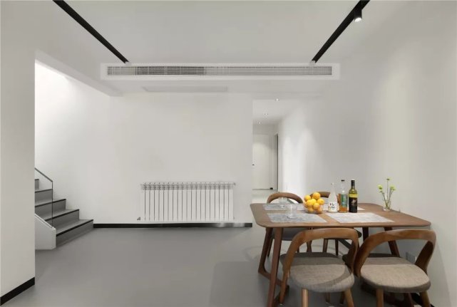 |?147㎡现代复式,去繁从简,质朴的归属感