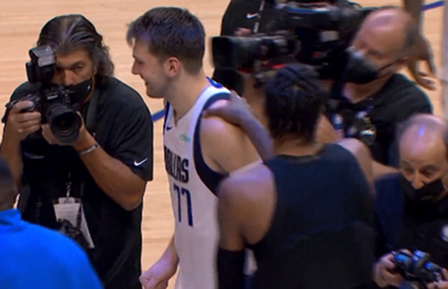 卢卡·东契奇|太可爱了！泡椒示意交换球衣！东契奇悄悄回应：我里面啥也没穿