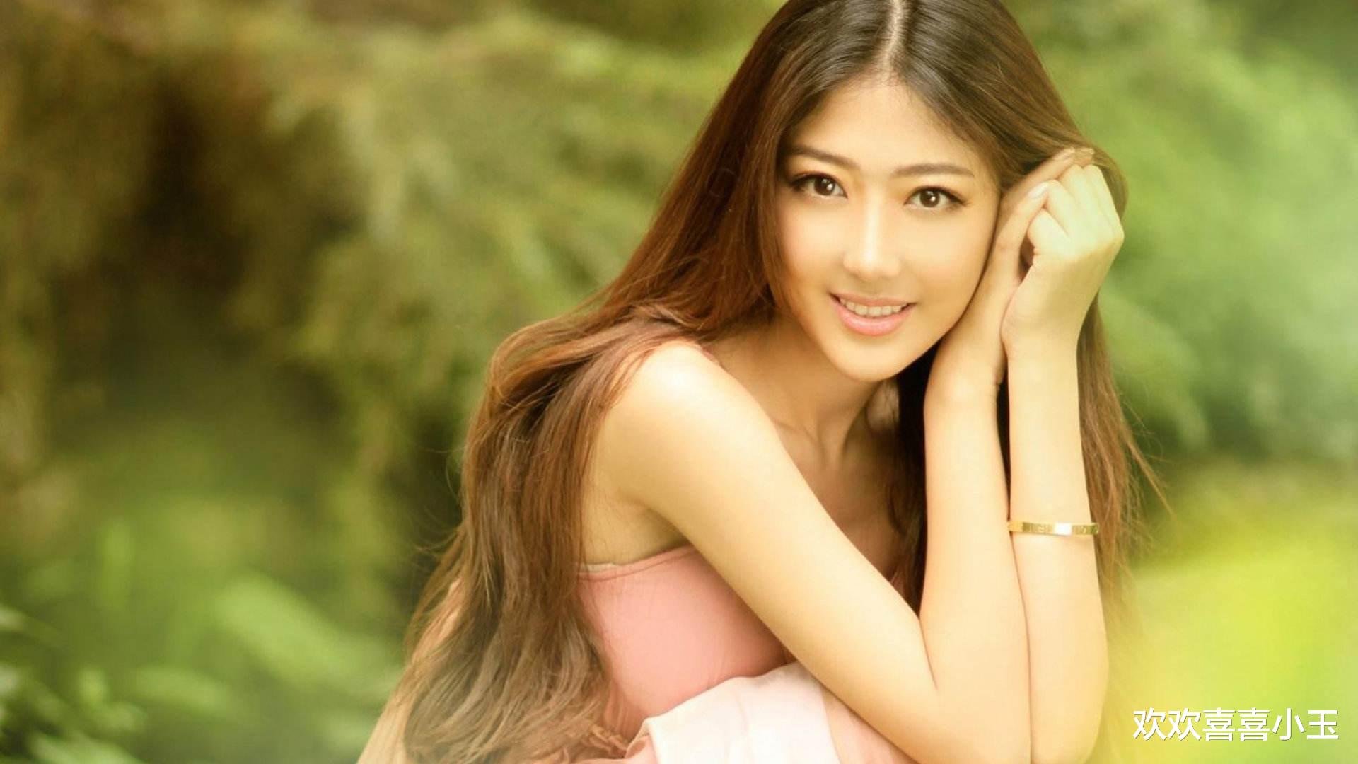 房子是儿媳陪嫁房婆婆却不知，给亲家下马威：乡下人小心点，家具贵