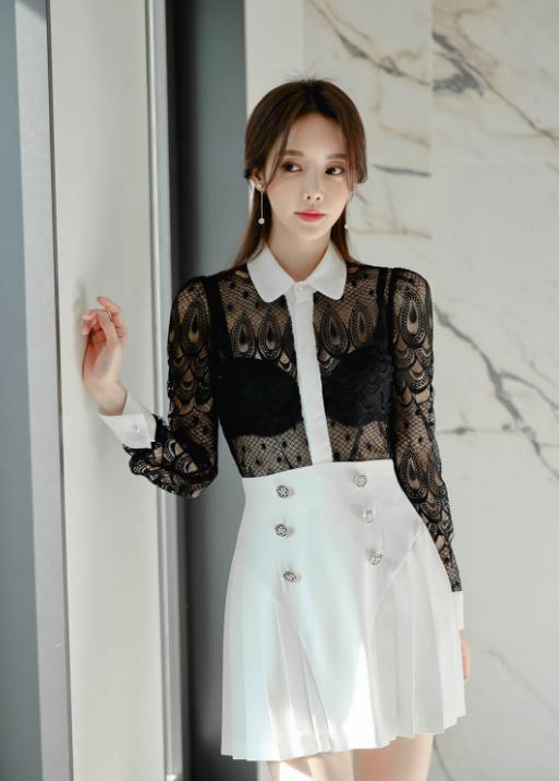 心壹文学|女神孙允珠高清时尚搭配:黑白色差混彩琉璃波纹系带裙