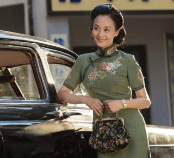 李颖|“儿子”是当红明星，女儿是奥运冠军，55岁的她堪称人生赢家