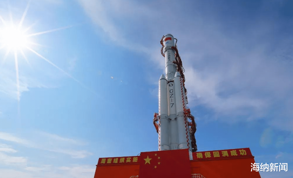 航天员 航天员返回地球后，为什么站不起来？地接人员不能拥抱更不能抛起