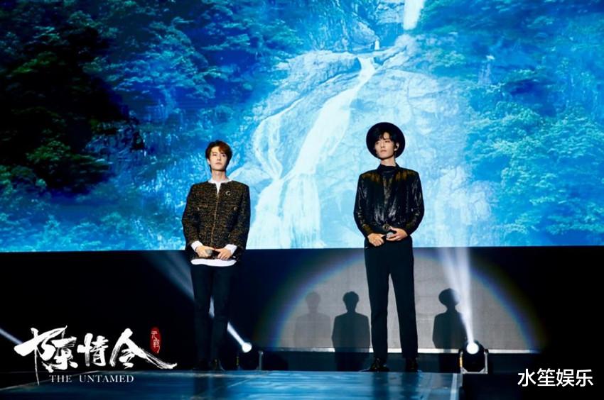 迪丽热巴|迪丽热巴登上泰国热搜，又是泰妃被美貌惊艳的一天