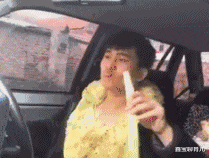 鑫宝聊育儿|“对不起,以后再也不在农村开远光灯了...”哈哈哈面面相觑真尴尬!