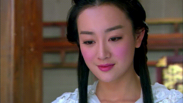 张檬|女星张檬公布喜讯,却不被祝福:她是如何将一手好牌打烂的?