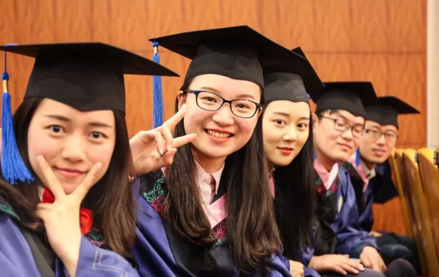 求职|211大学研究生求职遇冷,学历出现贬值趋势,原因既可怕又现实