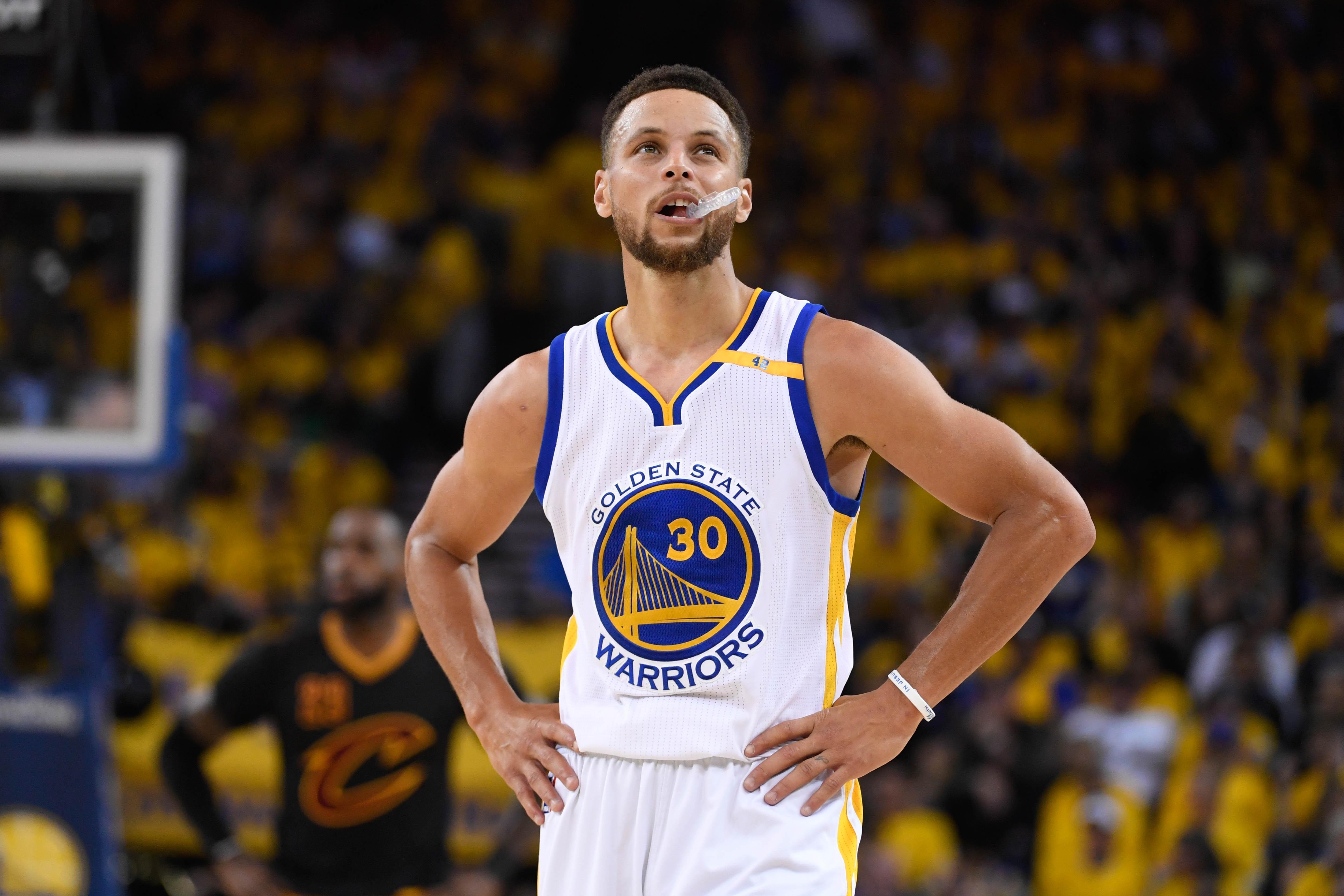 德维恩·韦德|库里没FMVP、韦德没MVP、邓肯没DPOY，三大巨星谁最可惜？