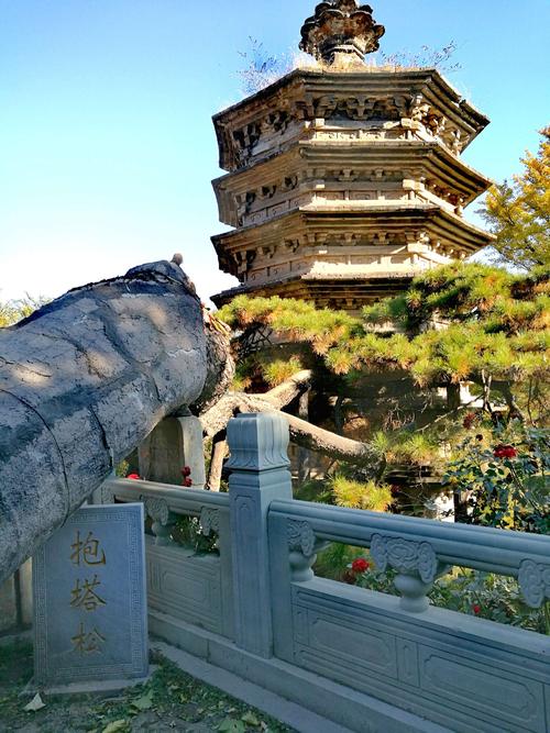 山区东哥话旅游 中国北方保存辽代文物最多、最完整的寺院，北京市戒台寺