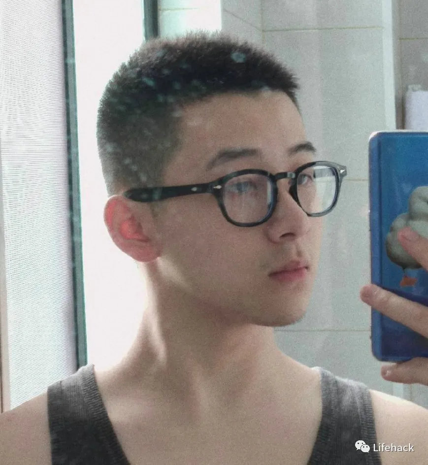 酸奶|网吧偶遇寸头天菜,果然男生留寸头最帅比