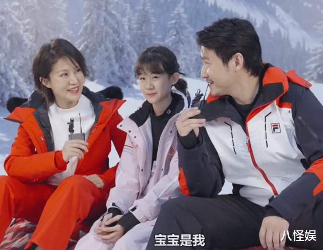 陆毅|陆毅晒全家福为小女儿庆生，小叶子戴白纱似新娘，和姐姐都像爸爸