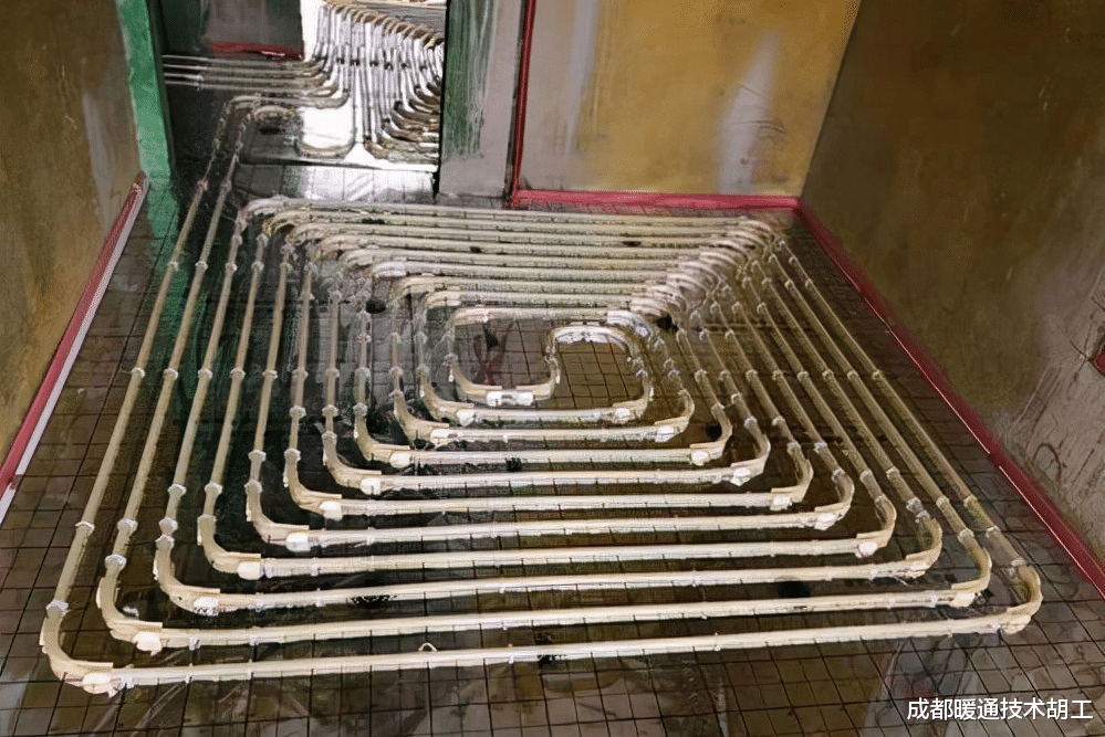 地暖系统设计应该考虑哪些因素，这三点与自家地暖设计符合吗？