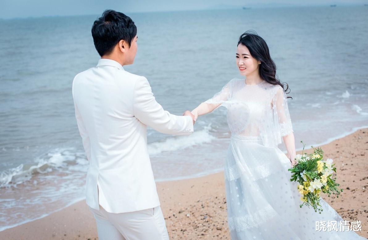晓枫情感|爱情中，最好的关系不是信息秒回，而是“始终在意”你