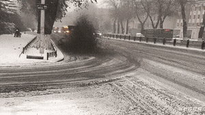 小琳解说星座|“美女，出门前还是注意下穿着吧，你旁边的闺蜜都不好意思看了！”哈哈哈