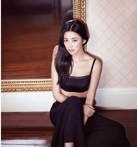 她被稱“中國第一美女”，背景比韓雪還深厚，36歲才低調結婚-圖5