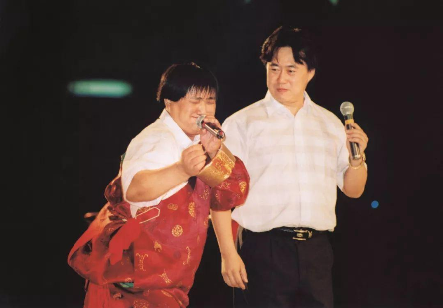 反派|“天才”洛桑，与郭德纲关系曝光后，网友表示这隐藏得也太深了