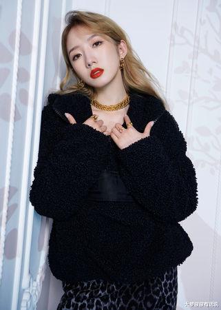 孟美岐|孟美岐遭爆“镜头前后两副面孔”！工作人员合作后心冷：连3晚做恶梦