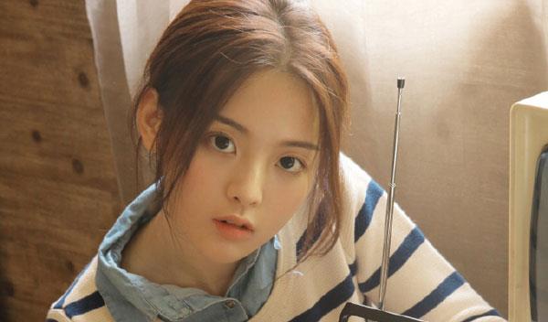 杨超越|杨超越：从流水线女工到顶流女明星，她是如何一路逆袭的