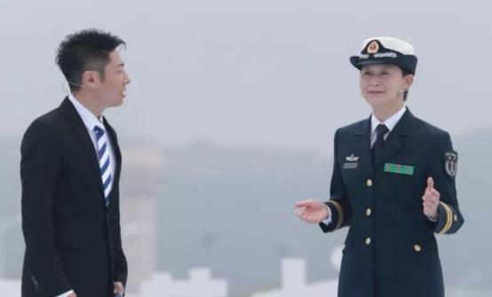 金立|放弃华为百万年薪，34岁参军入伍成女军官，她的经历令人钦佩