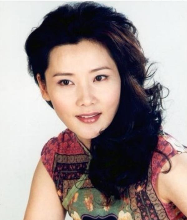 狐狸|这6位女星的“狐狸眼”，妩媚中透着灵动，杨幂媚到了骨子里