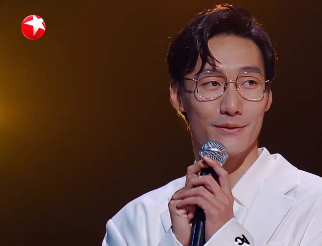 追光吧|《追光吧》开播！哥哥们集体反内卷拒加班：盼睡饱睡好十点前收工