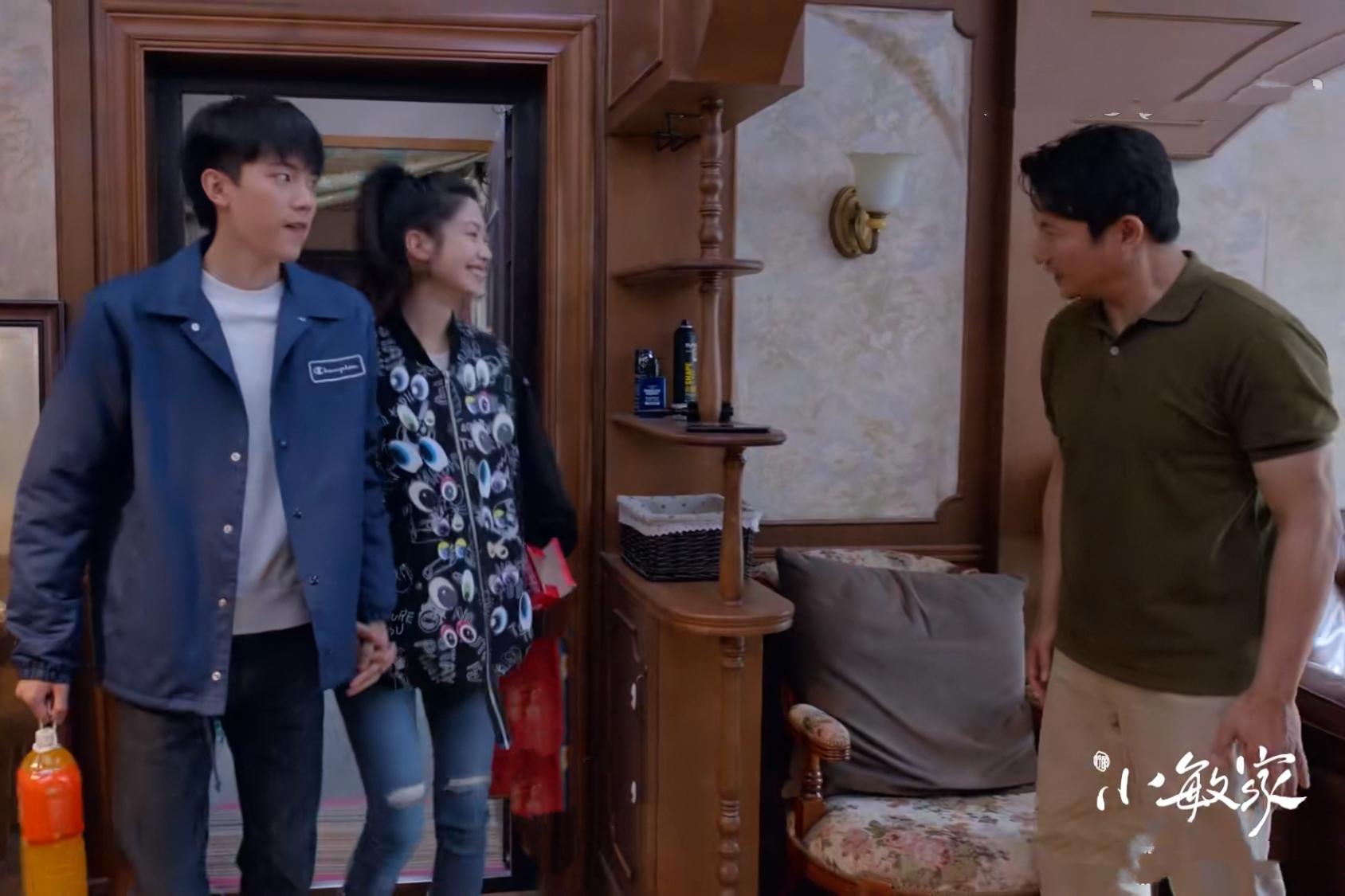 还债|《小敏家》富家女的底气！佳佳拿钱为金波还债，家骏拒绝当软饭男