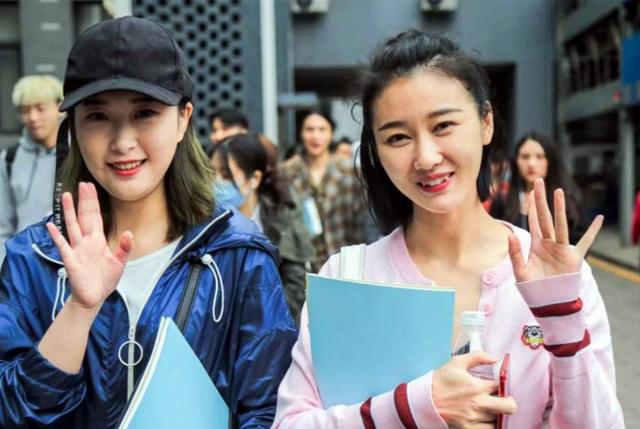 中国科学技术大学|中科大“最美博导”走红，22岁读博，26岁博导，被夸美貌才华并存