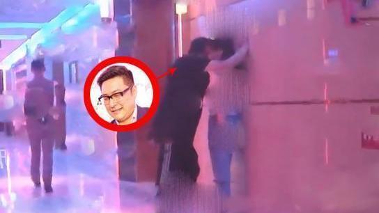 校花来了|王岳伦和李湘离婚了？结婚12年说散就散，原来有钱人也抵不过时间