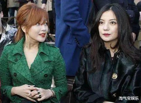 金喜善|43岁金喜善遇到44岁赵薇，网友：玻尿酸和天然脸差别也太大了！