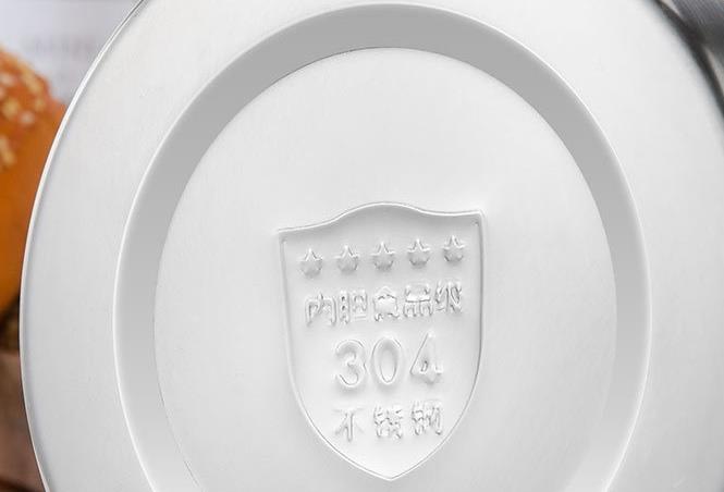 不锈钢餐具上印有DUS304，一定要当心！304和316不锈钢选哪种？