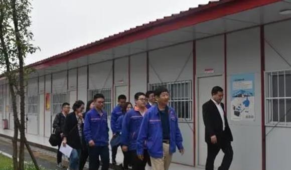 天明情感说 又一国企面向大学生招聘，月薪可达7000元，这3类学生报考有优势