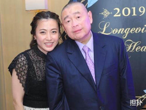 刘銮雄|37亿多买下一块地皮，还有一间铺子年收租1亿多，他才是隐形富豪