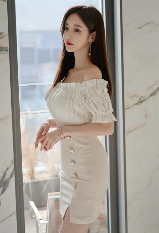 壹品穿搭|女神孙允珠高清时尚搭配：香肩流苏扇叶清纯花雪文艺裙