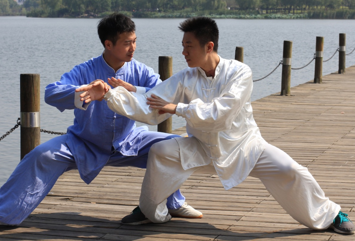 |手脚若出现4个异常,肺或已“烂如蜂窝”,就算只占一个,也要养养肺了