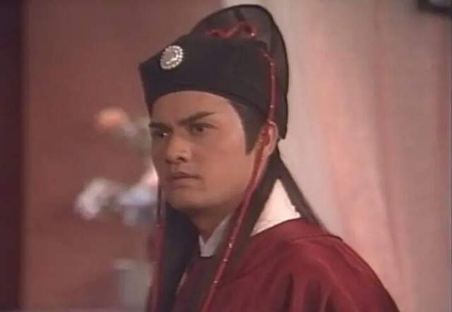 展昭|七版展昭大比拼:焦恩俊太美丽,甄志强严屹宽很帅气,唯有他最经典