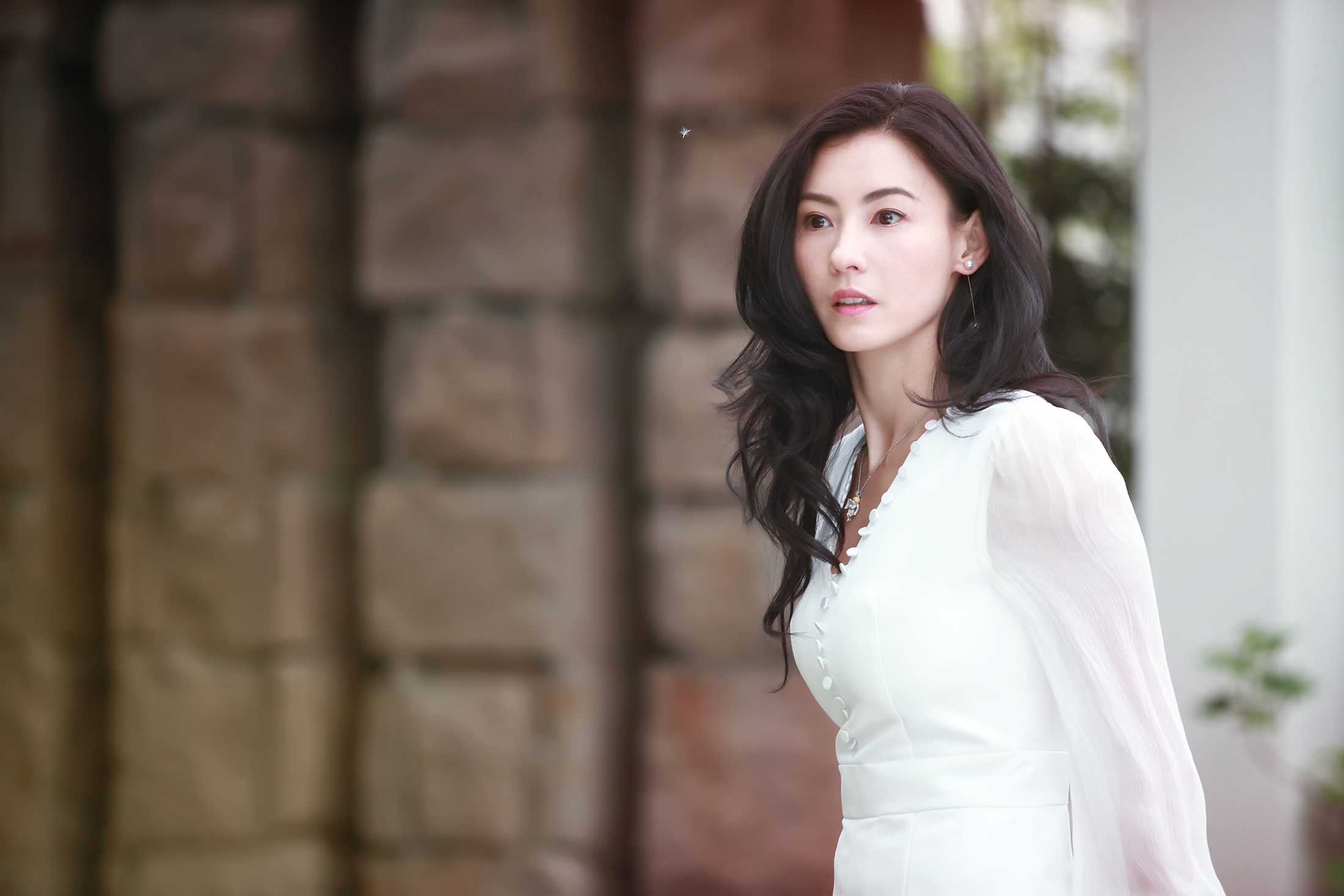 张柏芝|张柏芝爆出四胎，谢贤公开与儿媳三子关系，谢霆锋沦为工具人？