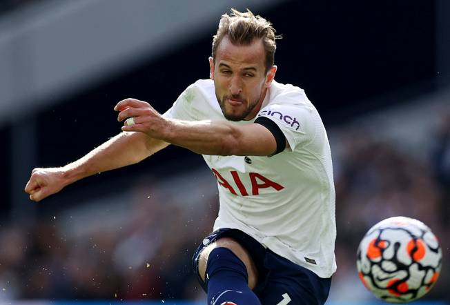 凱恩|凱恩廢了？英超第一中鋒13場進1球，執教了盧卡庫的孔蒂也沒辦法