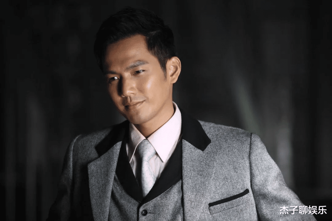 钟汉良|47岁还演偶像剧？钟汉良的尴尬，揭开了多少中年男演员的“痛”