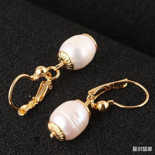 赵丽颖|无人能拒绝珍珠的魅力！赵丽颖直播佩戴珍珠首饰，气质温婉，女人味十足