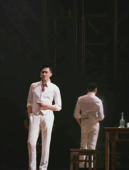 秦岚|《披荆斩棘的哥哥》再出衍生综艺，集结人气选手，出道位预定？