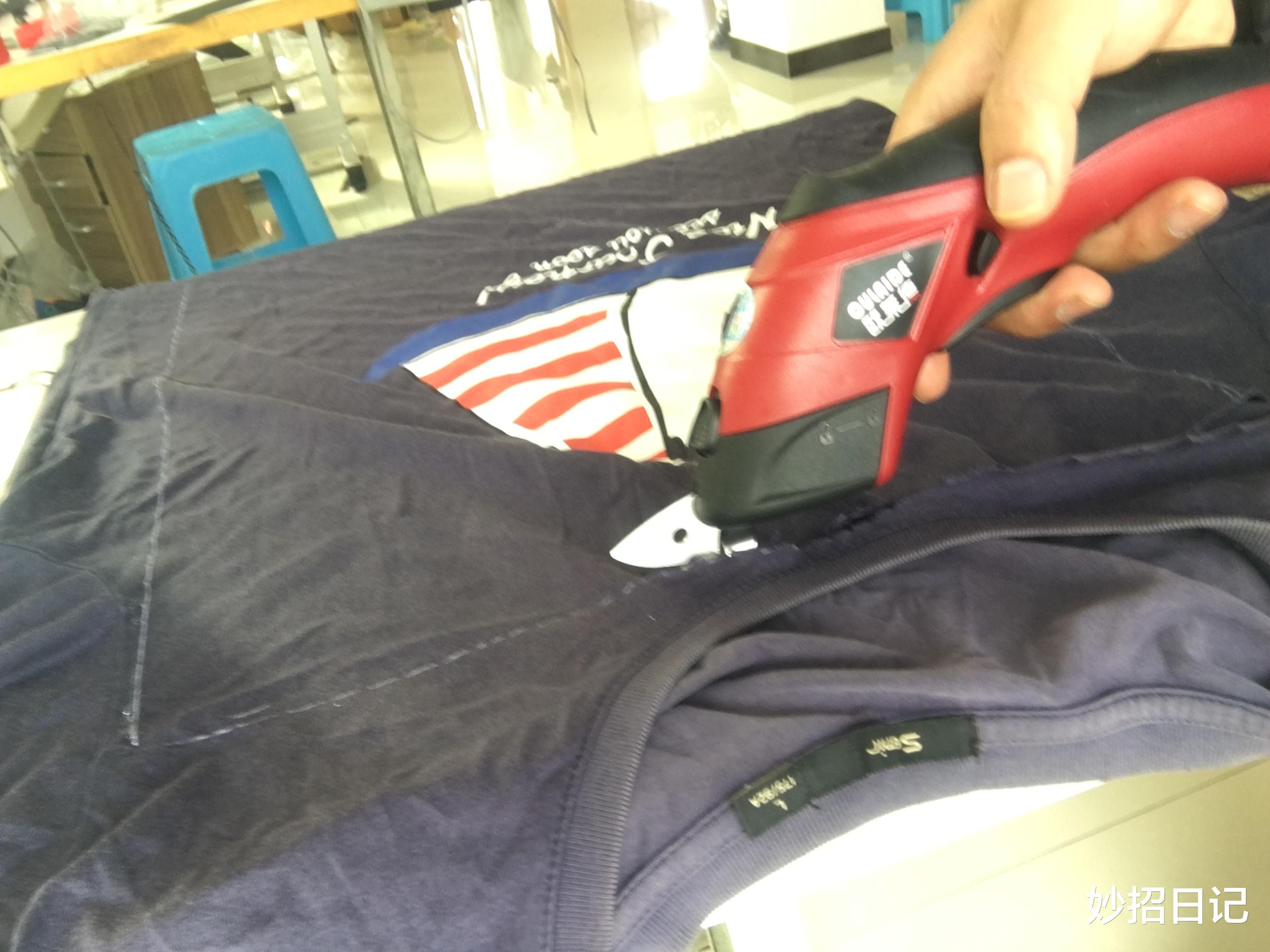 你家有旧衣服吗？改造一下，放在家里真是厉害，看完刷新你的认知