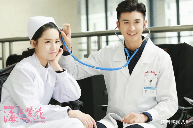 李沁|好巧！两人同时开播两部剧，结果全是烂片，没有一部超过6分