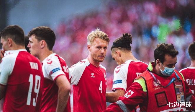 埃里克森|我们看到了球迷祈祷的希望，看到了丹麦队长克亚尔的坚毅