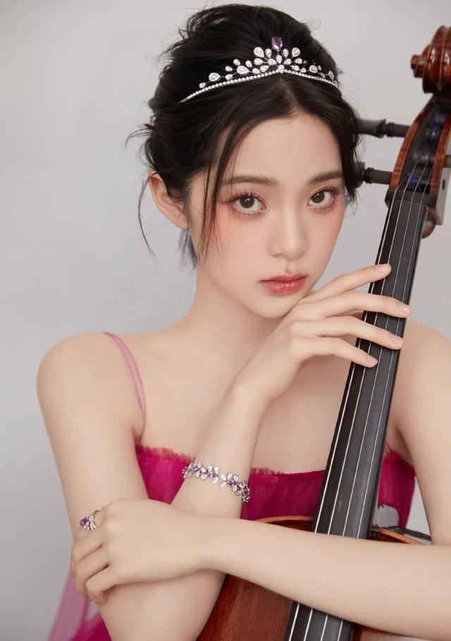 美容师 2022年，女明星们能实现短发自由吗？