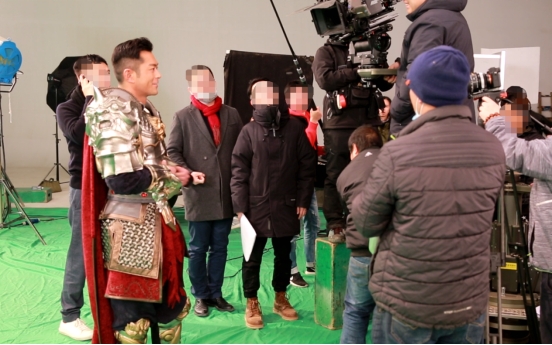 景甜|张丰毅张嘉译强强联手，出演涉案剧《深渊行者》，却因男主不能播