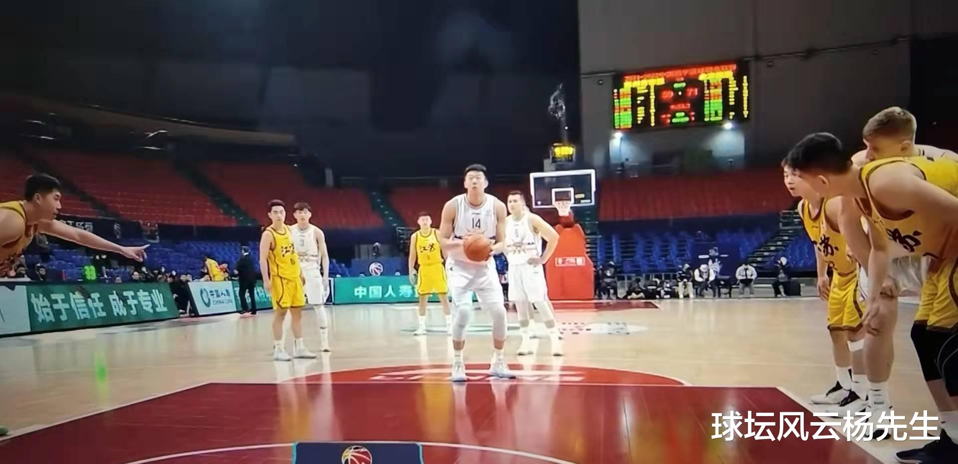 苏州|CBA常规赛，崔晓龙违体犯规被罚离场，北京控股战胜苏州肯帝亚拒绝四连败