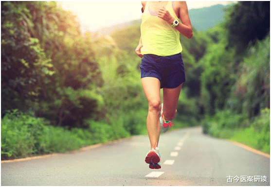 血糖|比“饮料”含糖量高10倍,你可能天天吃,转告父母:别再成袋往家里提了