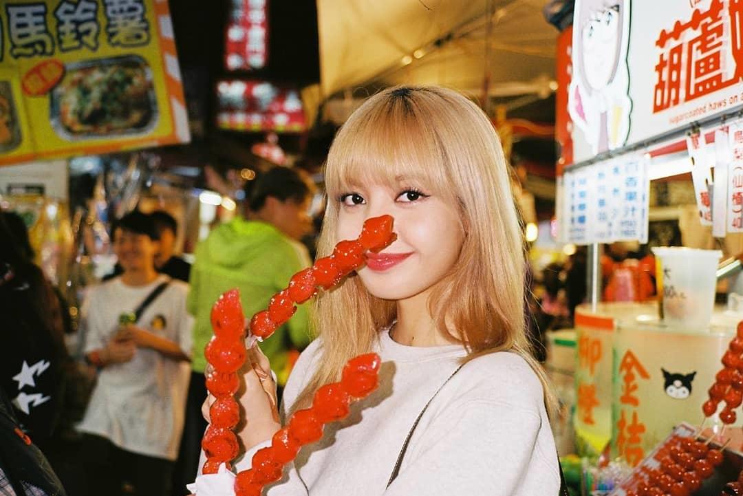 运动|BLACKPINK Lisa不忌口瘦身诀窍,吃货也能有蚂蚁腰!