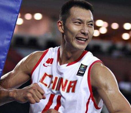 馬德里競技|耐克阿迪股價跌730億，周琦做法大贊，姚明易建聯做法耐人尋味。