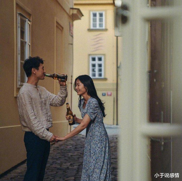 小于说感情|中年女人,依然有异性主动来撩,离不开这三点原因