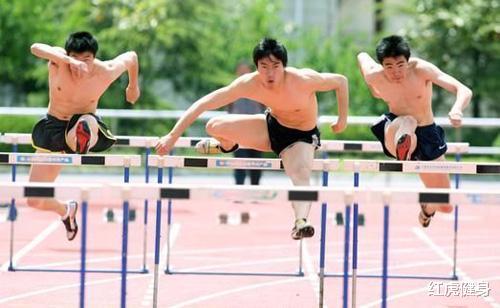红虎健身|刘翔接班人，跨栏小王子谢文骏，目标是东京奥运领奖台
